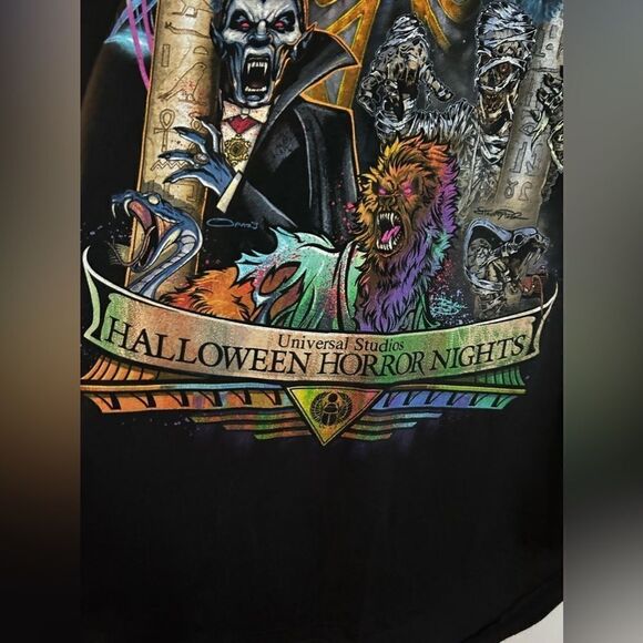 Halloween Horror Nights Universal Studios Artist Signature Series 2022 Women's M - Picture 4 of 12